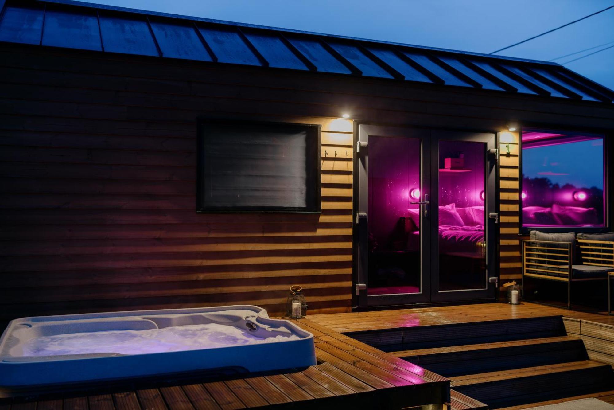 Feelmore Tiny House Nagyloc Ngoại thất bức ảnh